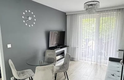 Location d’un appartement lumineux de 3 pièces, 52 m², Czyżyny, Cracovie, Pologne